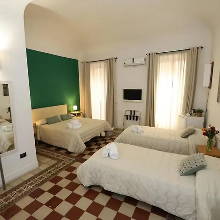 לינה וארוחת בוקר Ai Tintori פלרמו