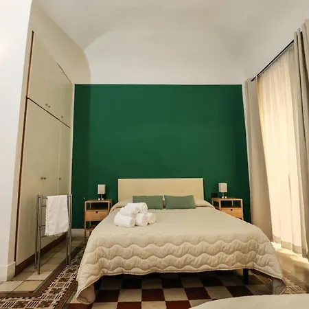 לינה וארוחת בוקר Ai Tintori 4*