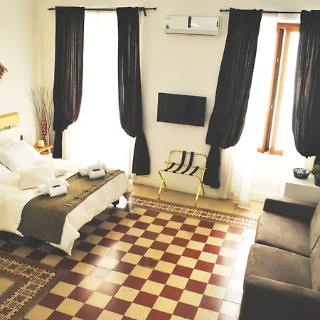 Ai Tintori לינה וארוחת בוקר פלרמו