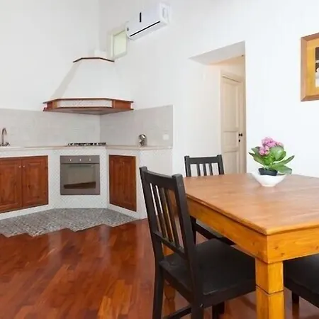 Ai Tintori לינה וארוחת בוקר